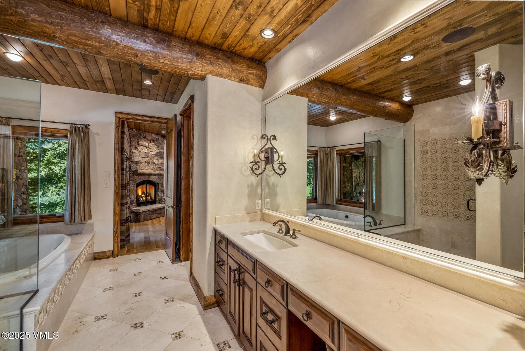 Additional bathroom on level 3