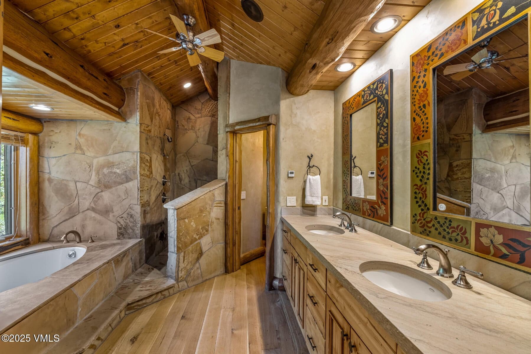 Bathroom on floor 3