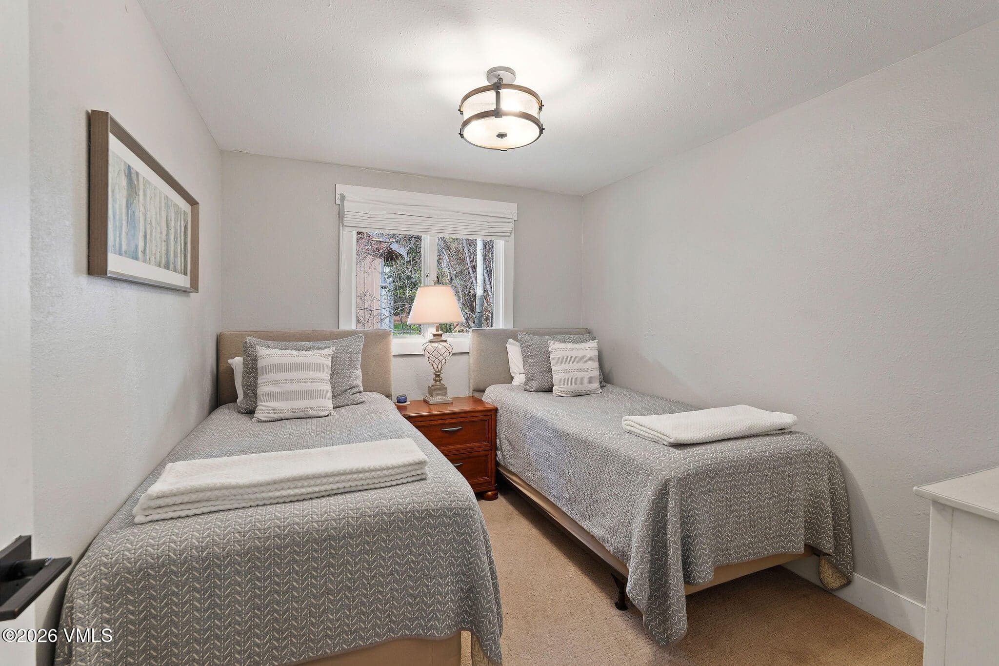 Twin Bedroom